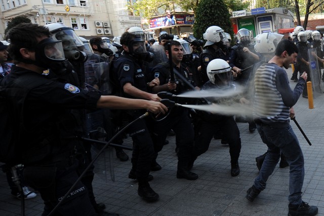 تظاهرات ضد دولتی تظاهرات ضد دولتی