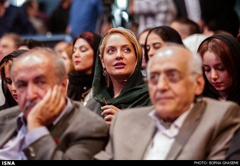 مهناز افشار یک روز بعد از عقد در یک جشن! مهناز افشار یک روز بعد از عقد در یک جشن!