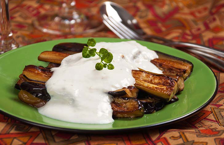 طرز تهیه بورانی بادمجان