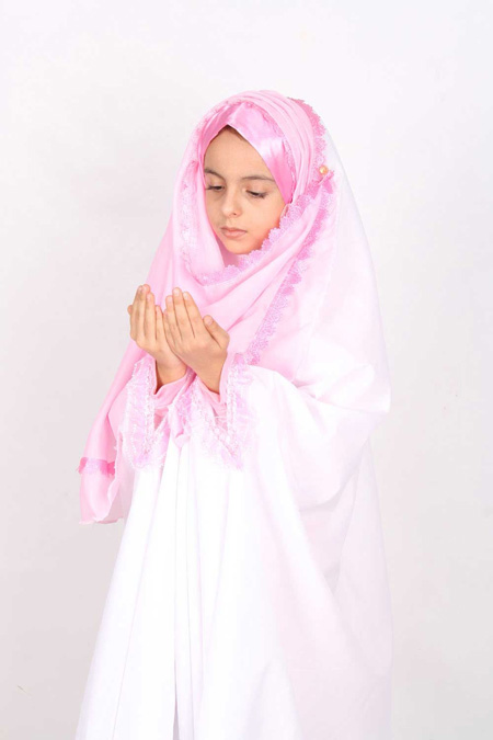 praying-chador3-e2