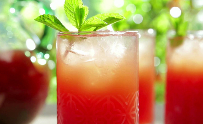 QF0311H_watermelon-mint-iced-tea-greek-inspired-recipe_s4x3