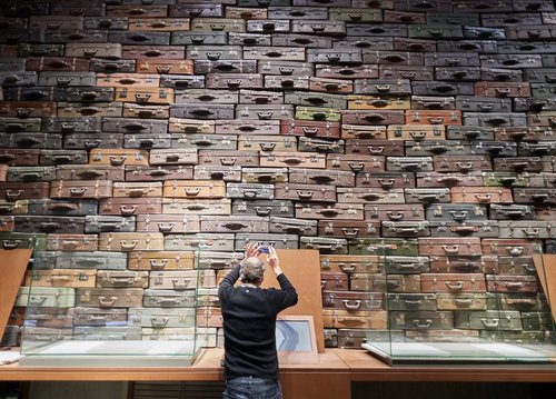 سازه چمدانی در موزه جنگ دوم جهانی در شهر گدانسک لهستان