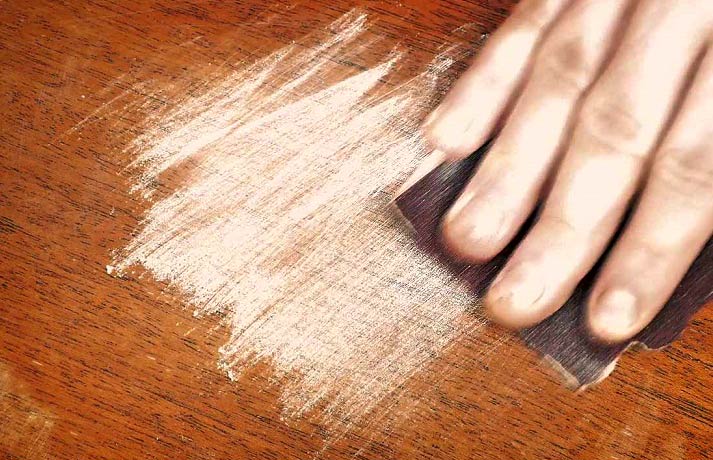 روش های رنگ زدن چوب در خانه