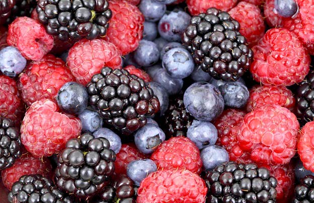 ۷ خوراکی که متخصصین تغذیه خوردن آن را سفارش می کنند