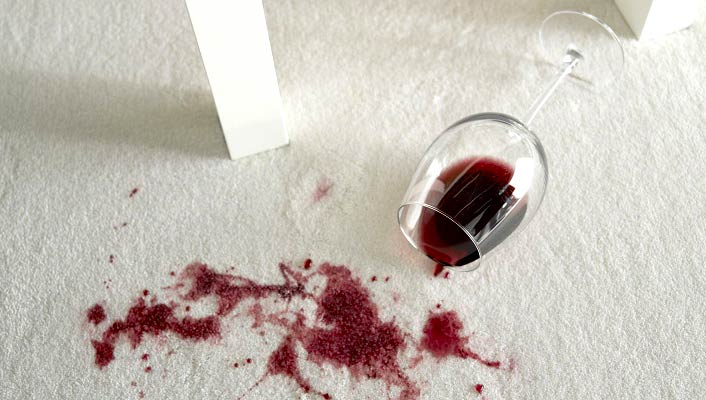 روش های از بین بردن لکه توت فرنگی و آلبالو