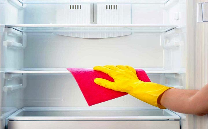 روش های پاک کردن برفک یخچال