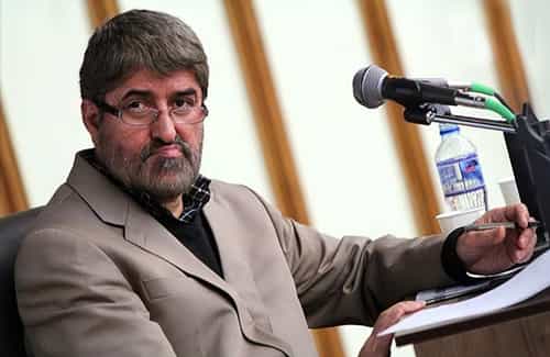 ...مطهری خواستار این است که آیتالله یزدی نام رشوهخوارها را بازگو کند...