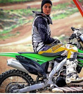 !...!صدور گواهینامه موتور برای بانوان ایرانی!...!