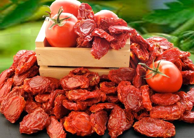 روش خشک کردن گوجه فرنگی به جای رب