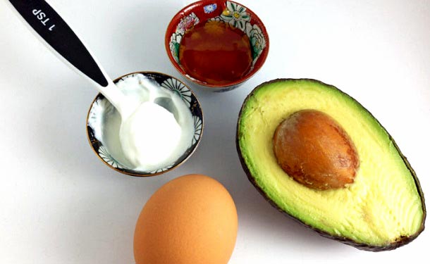 چگونه به موهای خشک‌ آبرسانی کنیم؟