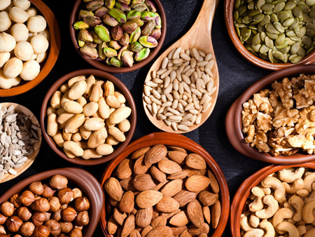 روش استفاده از آجیل و خشکبار با ویروس کرونا