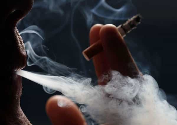 سیگاری ها در برابر کووید 19 آسیب پذیرترند