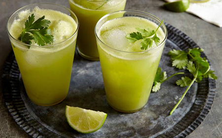 طرز تهیه نوشیدنی های چربی سوز