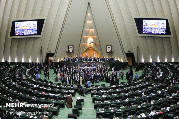 منظمترین نمایندگان مجلس دهم چه کسانی بودند؟