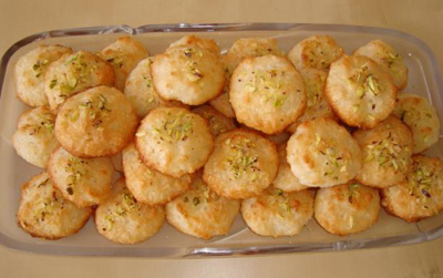 طرز تهیه شیرینی نارگیلی با آرد